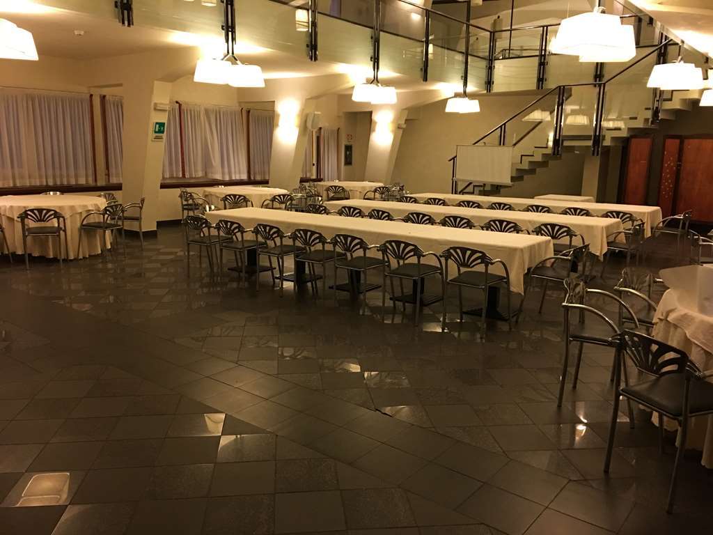 Grande Albergo بوتنزا المرافق الصورة