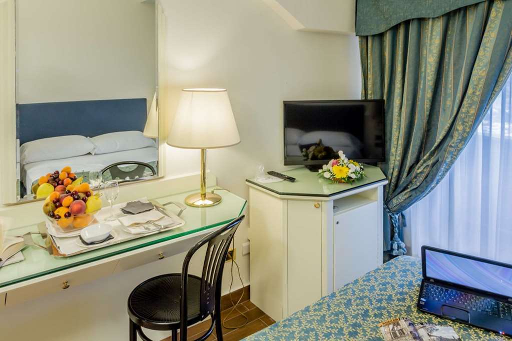 Grande Albergo بوتنزا الغرفة الصورة